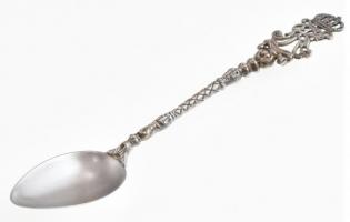 Ezüst(Ag) koronás díszkanál, jelzett, h: 12 cm, nettó: 9,06 g