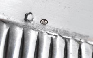 Ezüst (Ag) Art deco tálca, jelzett: 1867-1937 közötti fémjellel, mesterjegy: AB. 37x27 cm, nettó: 89...