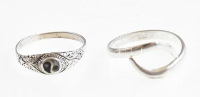 Ezüst(Ag) gyűrű, 2 db, jelzett, méret: 54 és 57, bruttó: 3,3 g