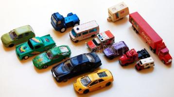 Játékautó tétel, benne reklámautók, matchboxok