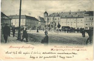 1899 (Vorläufer) Pozsony, Pressburg, Bratislava; Vásár tér a floriani oszloppal, S. Neurath Sohn üzlete / square, statue, shops