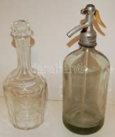 Régi szódásüveg és egy metszett likőrösüveg