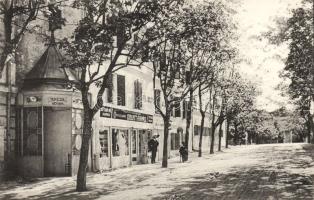 Balatonfüred Terézia-udvar üzletekkel