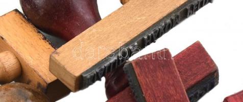 Vegyes fa nyelű gumi bélyegzők