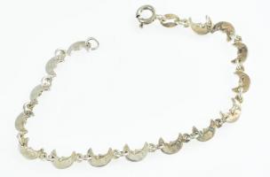Ezüst(Ag) holdas karkötő, jelzett, h: 18 cm, nettó: 5,74 g