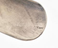 Ezüst(Ag) karperec, jelzett, 5,5×5,5 cm, kis deformációval, nettó: 16,59 g