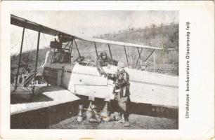 1917 Útrakészen bombavetésre Olaszország felé, magyar első világháborús pilóta repülőgépben / WWI Austro-Hungarian K.u.K. military aircraft, ready for the bombing mission in Italy (EK)