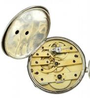 Ezüst(Ag) zsebóra, jelzett, sérült számlap, működőképes, sérült felhúzókulccsal, d: 4,5 cm, bruttó: ...