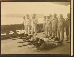 Almanach für die k. und k. Kriegsmarine 1918. (Haditengerészeti Almanach) Mit Genehmigung des k. und...