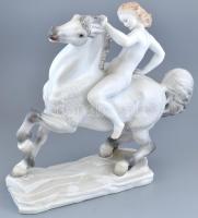 Herendi nagyméretű amazon, Lőte Éva tervei alapján készült, színesen festett porcelán figura. Jelzet...