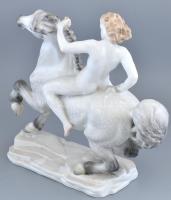 Herendi nagyméretű amazon, Lőte Éva tervei alapján készült, színesen festett porcelán figura. Jelzet...