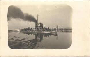 1923 Magyar Királyi Folyamőrség "KECSKEMÉT" (ex SMS Visa) őrnaszádja / Hungarian Royal River Guard ship "KECSKEMÉT". photo