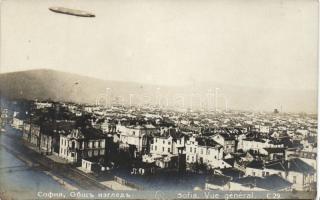 Sofia with Zeppelin Photo