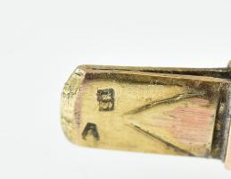 14k Arany (Au) karreif régi csiszolású achtkant gyémánt cca. 3x0,04 ct. bruttó: 12,5 g. Jelzett. h: ...