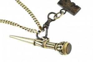 8k Arany (Au) Táncrend fragmentum bruttó: 17,25 g. Jelzett. h: 37 cm