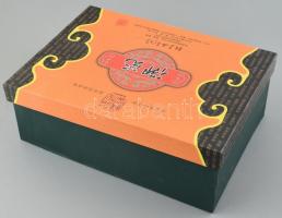 Kínai porcelán teás készlet, díszdobozban. Hibátlan állapotban