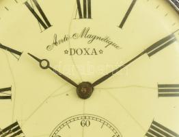 8 napos vadász Doxa. Fém tokos zsebóra, sérült számlappal, működő szerkezettel, másodpercmutató nélk...