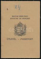1936 Magyar Királyság által kiállított fényképes útlevél, csehszlovák vízummal / Hungarian passport