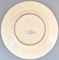 Zsolnay dísztányér. Porcelánfajansz, felületén magas tüzű színes mázakkal festett és kontúraranyozot...