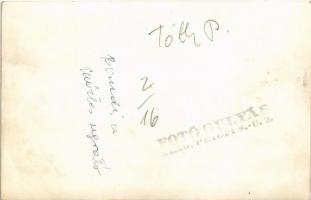 1953 Budapest bajnokság, katonai lóugrató verseny, Bandi a győztes ugrató. Fotó Gulyás Alag, photo (...