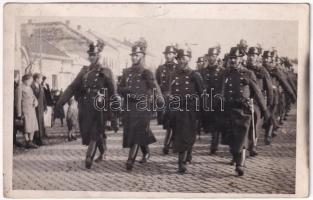 1938 Ungvár, Uzshorod, Uzhhorod, Uzhorod; bevonulás, csendőrök / entry of the Hungarian troops, gendarmes. photo + "1938 Ungvár visszatért" So. Stpl (Rb)