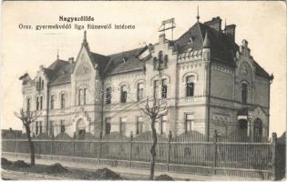 1927 Nagyszőlős, Nagyszőllős, Vynohradiv (Vinohragyiv), Sevljus, Sevlus; Országos Gyermekvédő Liga fiúnevelő intézete. Deutsch J. kiadása / boarding school for boys (EK)