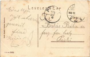 1906 Szolnok, Vasútállomás, lovashintók, létra a villanyoszlopnál. Róth Dezső (Rb)