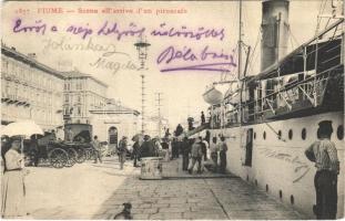 1904 Fiume, Rijeka; Scena allarrivo dun piroscafo / arrival of a steamship (r)