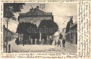 1907 Komárom, Komárno; Központi szálloda, étterem és kávéház, üzletek, magyar zászlók / hotel, restaurant and café, shops, Hungarian flags (EB)