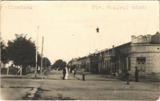 1932 Zimnicea, Str. General Nérél / street view, shops, automobile. C. Stoicescu photo (EB)