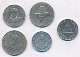 Nicaragua 1954. 50c Cu-Ni + 1972. 1C Cu-Ni + 1980. 1C Cu-Ni + 1987. 500C Al + 1997. 1C Ni T:2,2-
Ni...