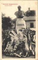 1907 Szeghalom, Kossuth szobor koszorúkkal (fl)