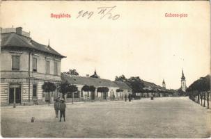 1909 Nagykőrös, Gabona piac, Gyógyszertár, üzlet. Bazsó Lajos kiadása (Rb)
