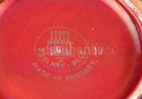 Zsolnay váza - a Tutanhamon sorozatból, Fehércserép. Az alapmázon többrétegű, színes eozinmázakkal f...