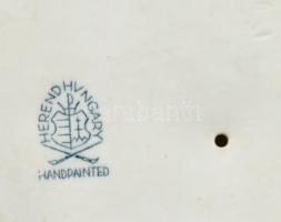 Herendi fiókáit etető madár porcelán figura. Kézzel festett, jelzett, sérült, 11x8,5x6 cm