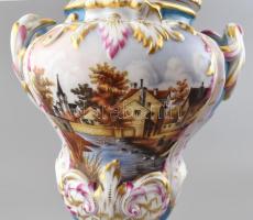 Herendi fedeles díszváza, feltehetően Lázár István festése. Kézzel festett porcelán. Jelzett, apró l...