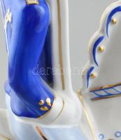 Hollóházi nagy méretű, kézzel festett huszár figura, jelzett, minimális kopással, 27x13cm