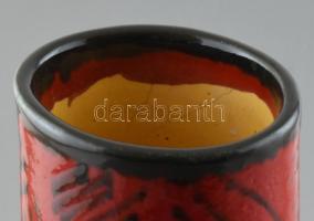 Péter Ferenc: Tűzpiros kerámia padlóváza. Kézzel festett, mázas kerámia, jelzett, hibátlan. 37 cm