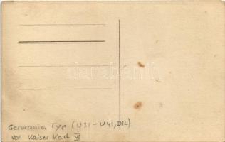 Német típusú U-31-U-41-es tengeralattjáró osztrák-magyar zászló alatt az SMS Kaiser Karl VI páncélos...