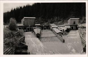 Kőrösmező, Körösmező, Jaszinya, Jasina, Yasinia (Máramaros); faúsztató gát / dam for timber transporting. photo