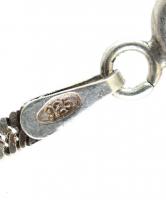 Ezüst (Ag) nyaklánc, türkiz köves levél medállal, jelzett, nettó: 6,5 g, h: 54 cm