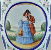 Biedermeier stílusú pohár, überfangos, hámozott üveg, kézi zománc festett. Kopott, apró csorbák. m: ...