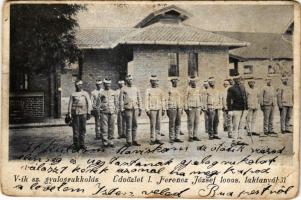 1907 Budapest VIII. Üdvözlet I. Ferenc József lovassági laktanya, V-ik sz. gyalogrukkolás, katonák (EB)