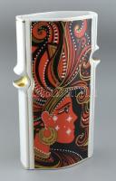 Hollóházi nagyméretű porcelán váza, Vészabó Noémi által tervezett, vörös-fekete-arany mintával. Kézz...