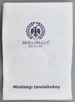 Hollóházi nagyméretű porcelán váza, Vészabó Noémi által tervezett, vörös-fekete-arany mintával. Kézz...