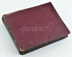 Vegyes gyerekfotókat tartalmazó album, 12,5×8,5 cm-es fotókkal