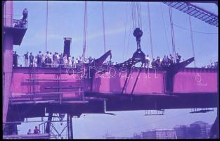 1963-1964 Az Erzsébet híd építése 7 db színes vintage pozitív