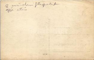 1931 München, Munich; Der Brand des Münchener Glaspalastes / ruins of the Glass Palace after the fir...