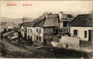 1914 Eperjes, Presov; Bártfai út. Divald Károly fia / street (szakadás / tear)