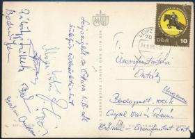 1965 A magyar öttusa válogatott tagjai által Lipcséből haza küldött képeslapja, Balczó András, Móna István, Török Ferenc és mások aláírásaival, a képeslapszélein kis sérülésekkel, 10x14 cm